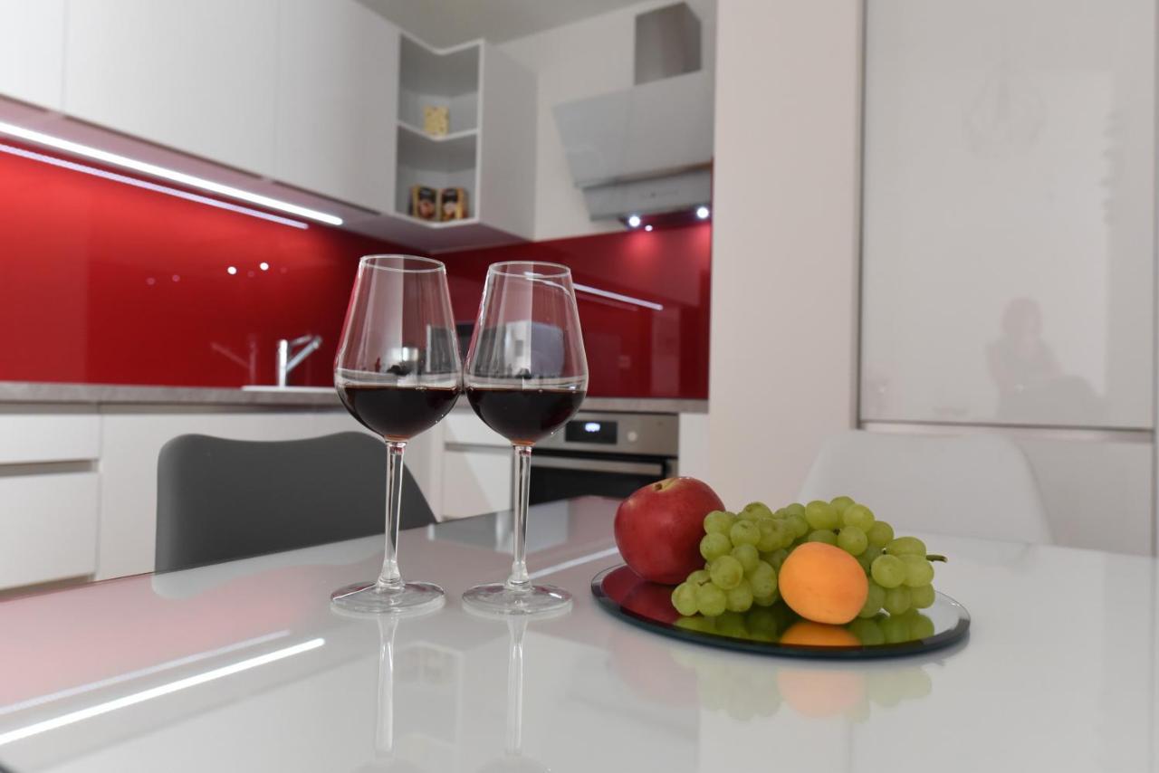 Mary'S Apartment - With Free Parking Zagreb Bagian luar foto