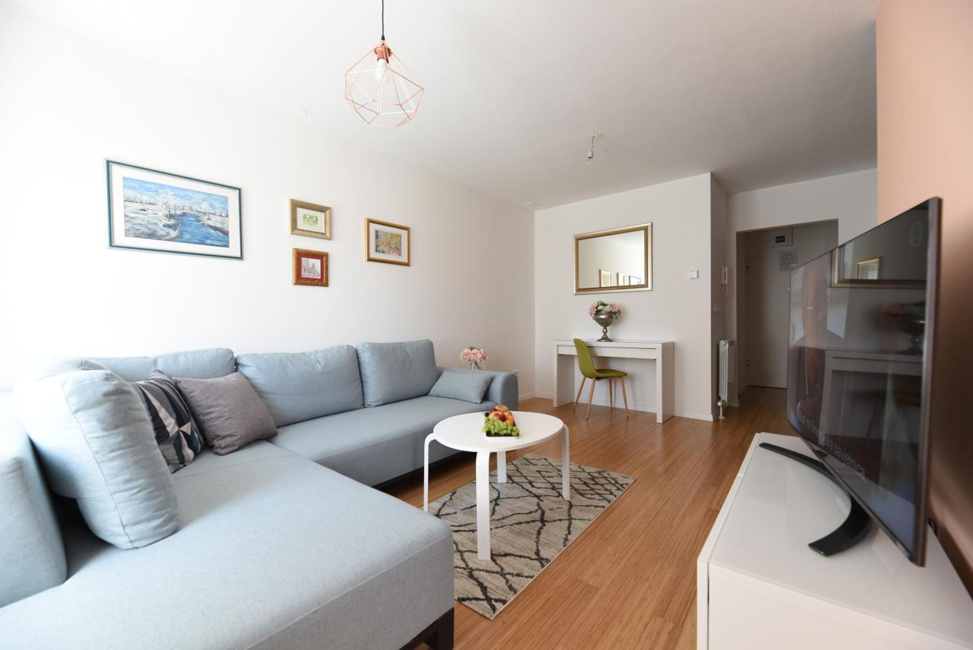 Mary'S Apartment - With Free Parking Zagreb Bagian luar foto