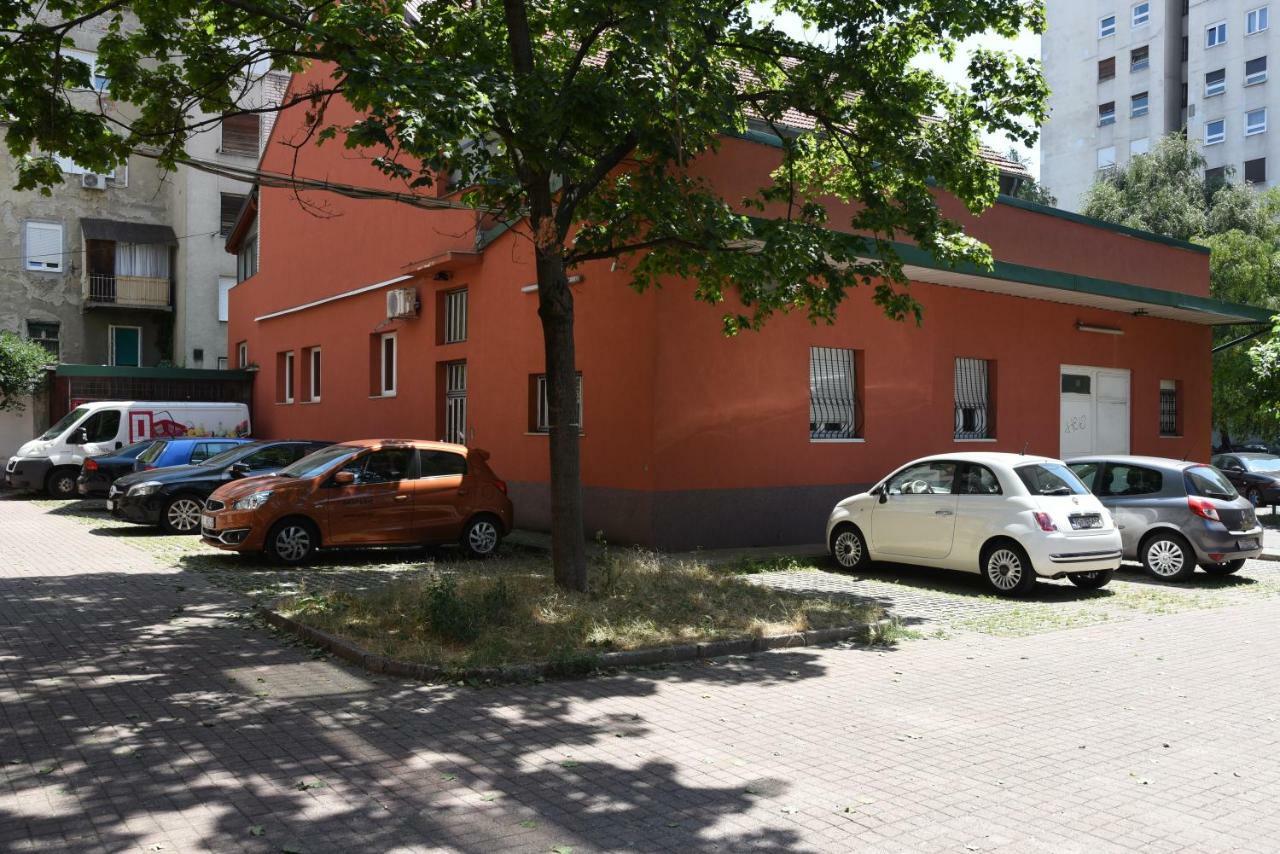 Mary'S Apartment - With Free Parking Zagreb Bagian luar foto